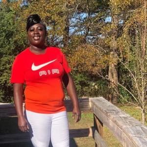 Meet your Posher, Latasha